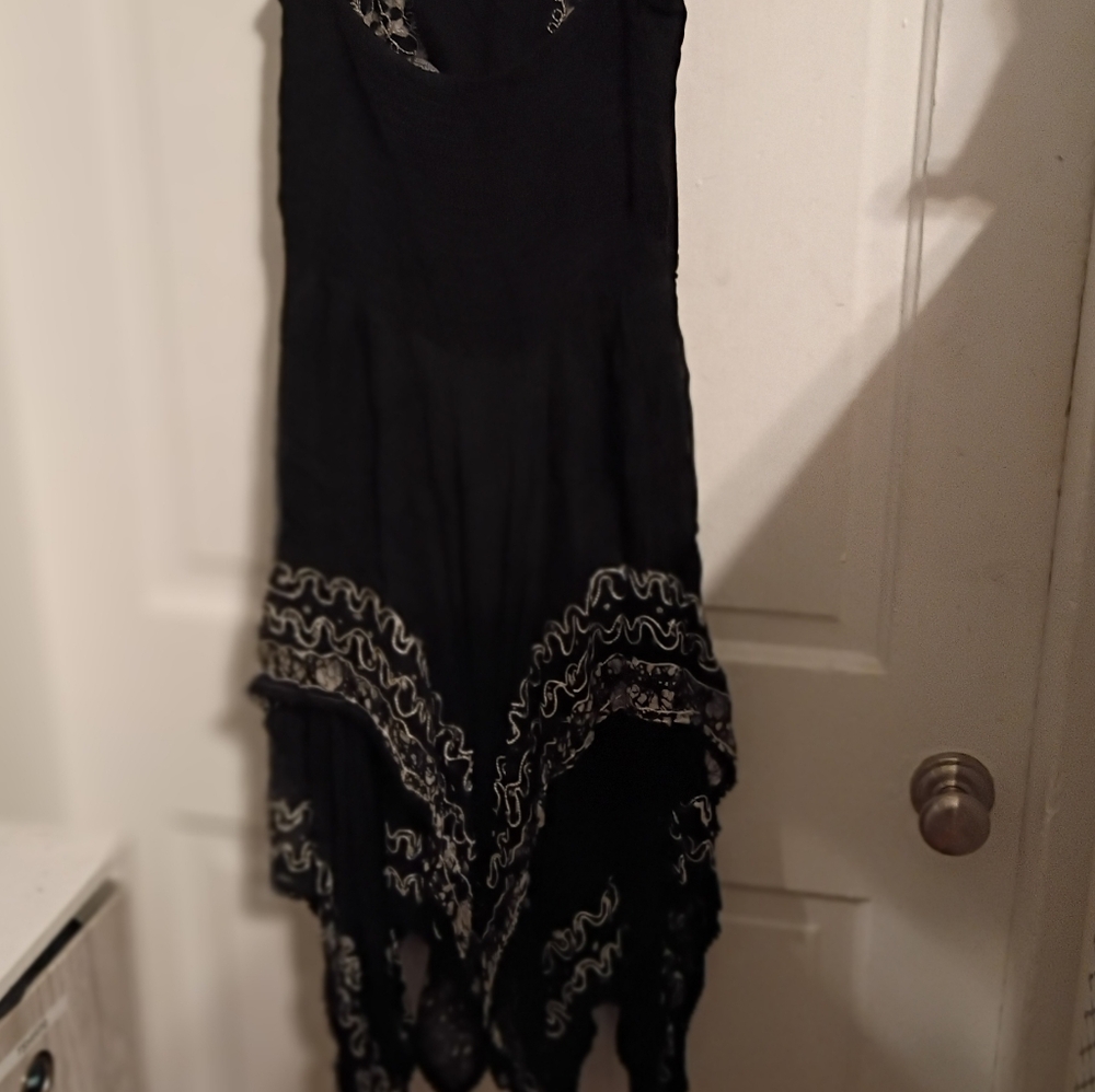 Black Lace Trim Dress - Picture 5 of 6